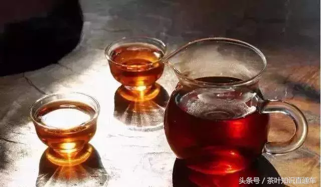 普洱茶是红茶吗（普洱茶和红茶的差别介绍）