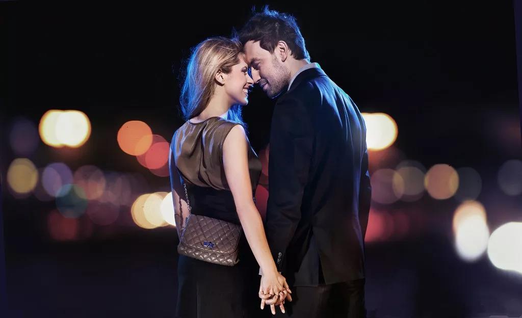 年轻人滚床单变得越来越难？