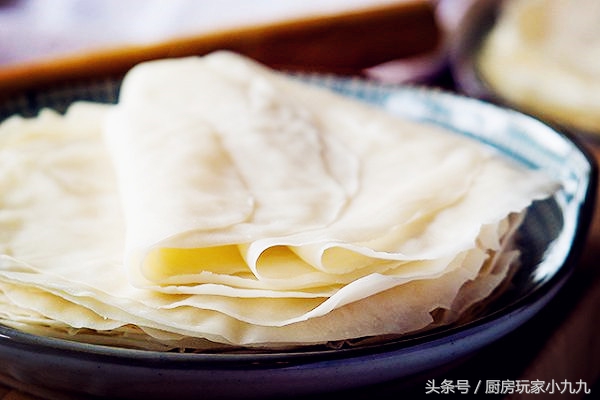 饺子面皮的做法窍门：怎样和饺子面好吃？自己做饺子皮怎么和面？