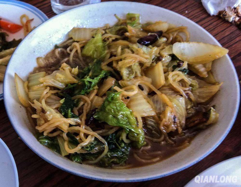 炊烟袅袅升起处，农家饭菜飘香时