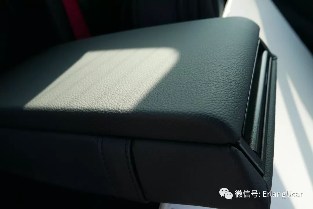 独领风潮 精英本色 奔驰W204 C300
