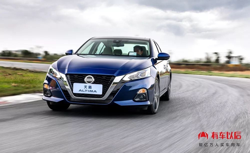 车长近5米，2.0T+CVT，领先试驾全新天籁