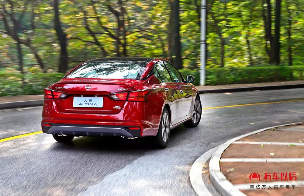 车长近5米，2.0T+CVT，领先试驾全新天籁
