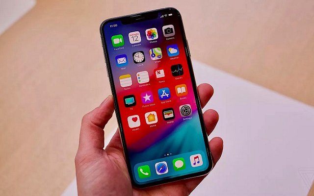 iPhone XS MAX换屏多少钱？换屏幕的价格好心痛