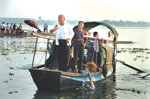 王守海为什么会火？挟尸要价老头现状