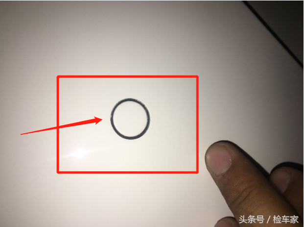 小姐姐卖34万的奔驰C200轿跑 1年半贬值20%值得入手