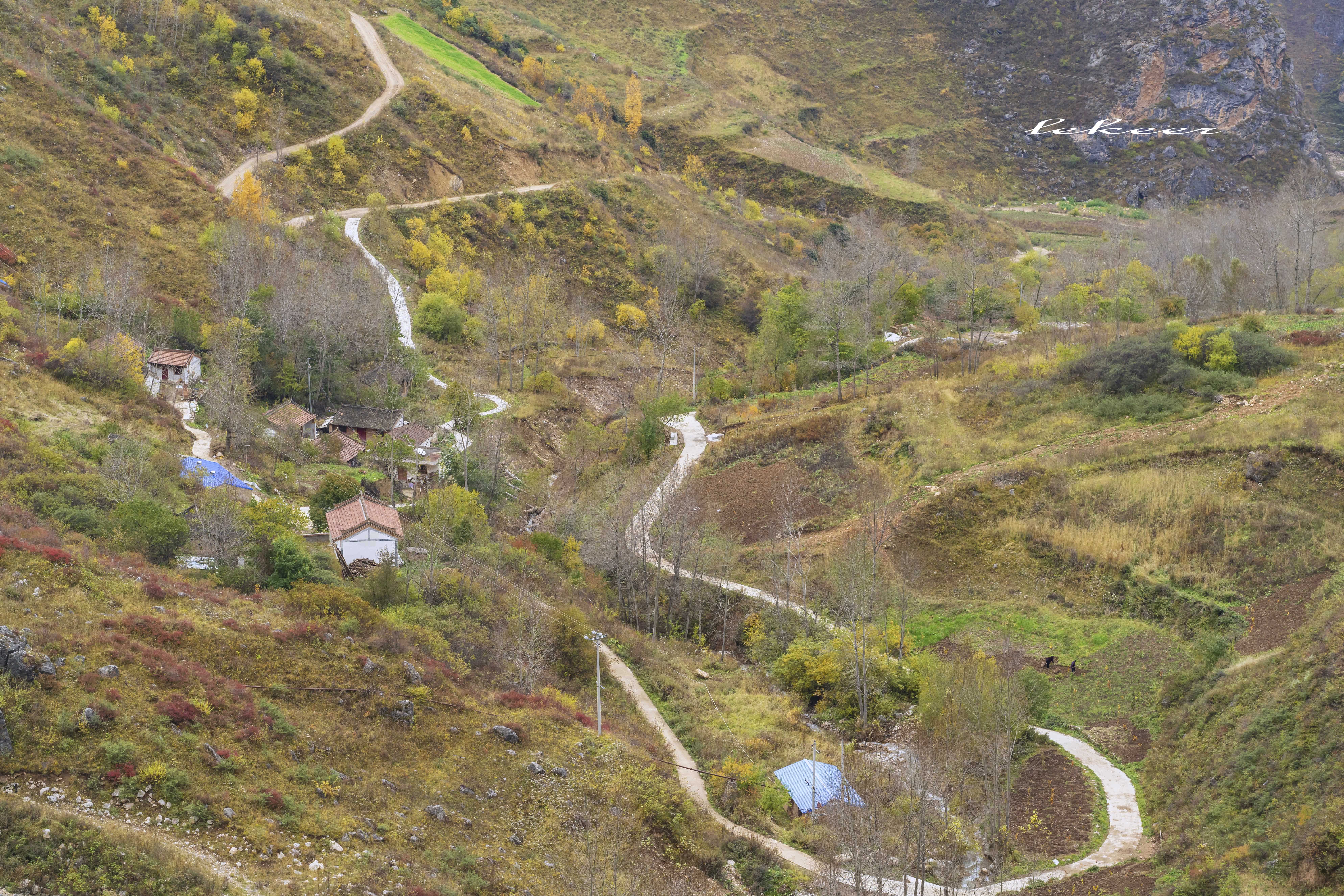 山水人文藏羌风情 炫丽画廊岂止川西环线 这里路好车少景美速来！