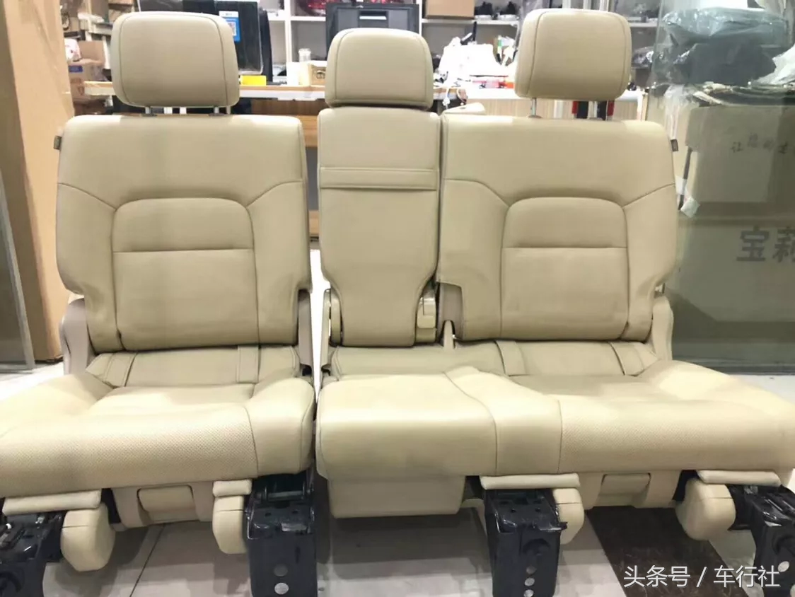 丰田汽配人的一天：忙碌中的专业与坚守