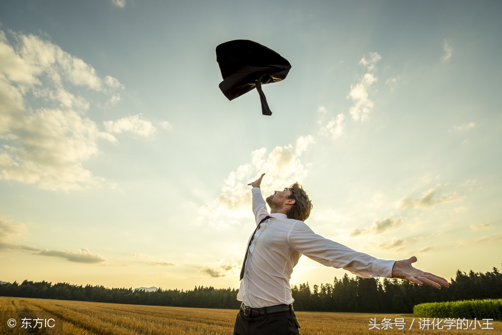 高中语文优秀作文——我得自由时，便有歌咏声