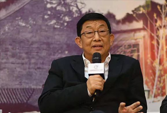 曾经的方便面霸主，从年销40亿到退出主流市场，白象做错了什么？