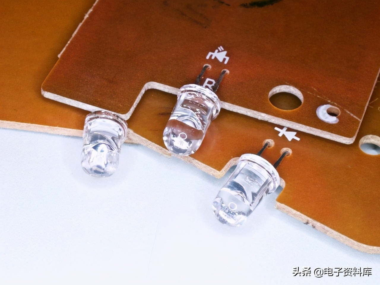 「电子产品拆解」电视遥控器