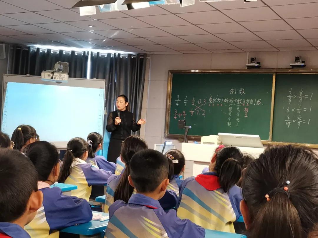 树魂立根 务实前行 延川县城关小学2020——2021学年度第一学期工作总结