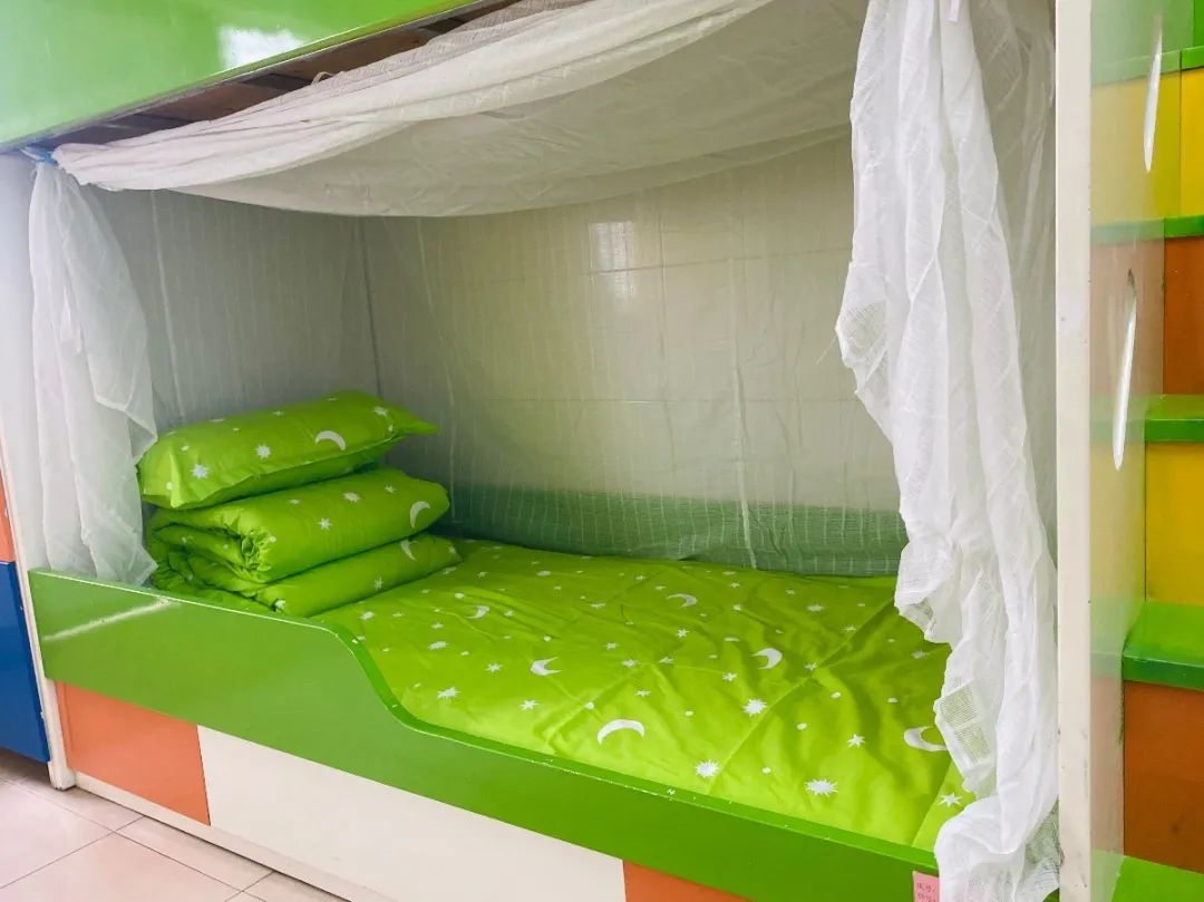 广州16所民办初中宿舍到大盘点！哪所学校最“亮眼”？