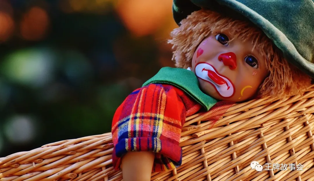 白雪公主的隐秘黑历史(白雪公主背后的故事)