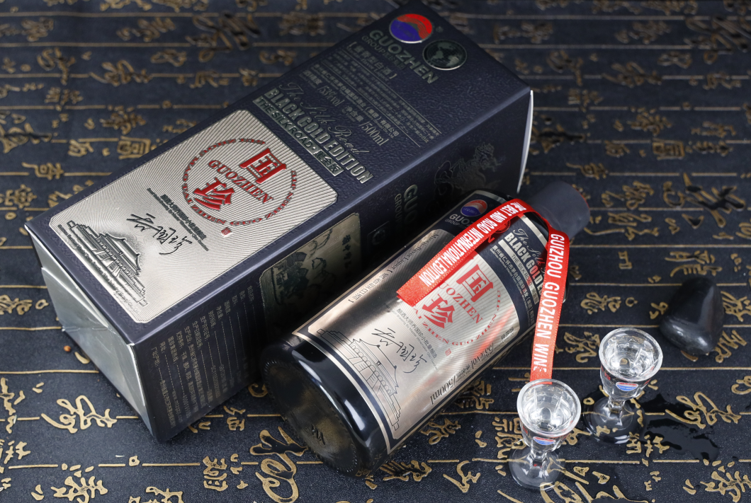 尊享黑金版i国珍酒业猛攻酱香酒基本盘