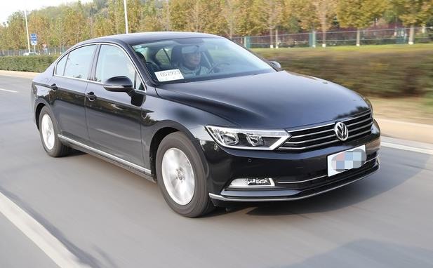 “买车就买次低配” 评测大众新迈腾1.4T 性价比如何？