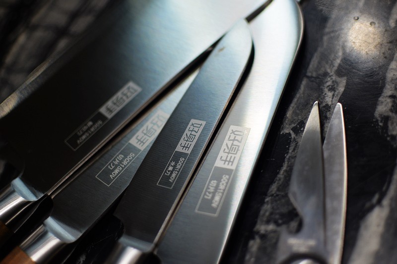 全套烹饪刀具彰显好身手 好身手R1套装