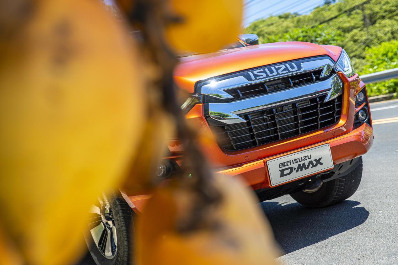 20万预算选人生第一辆皮卡，为什么五十铃全新D-MAX值得买