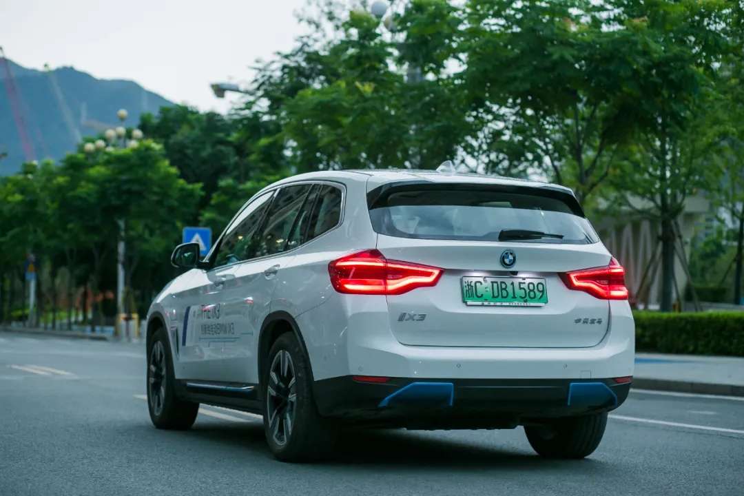 天生“i”动 畅享驾趣极致-创新纯电动BMW iX3商圈之旅圆满结束