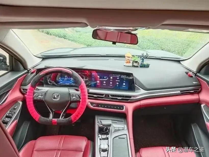 既爱奇瑞的2.0T，又恋长安的8AT，瑞虎8鲲鹏版和CS75 PLUS怎么选？