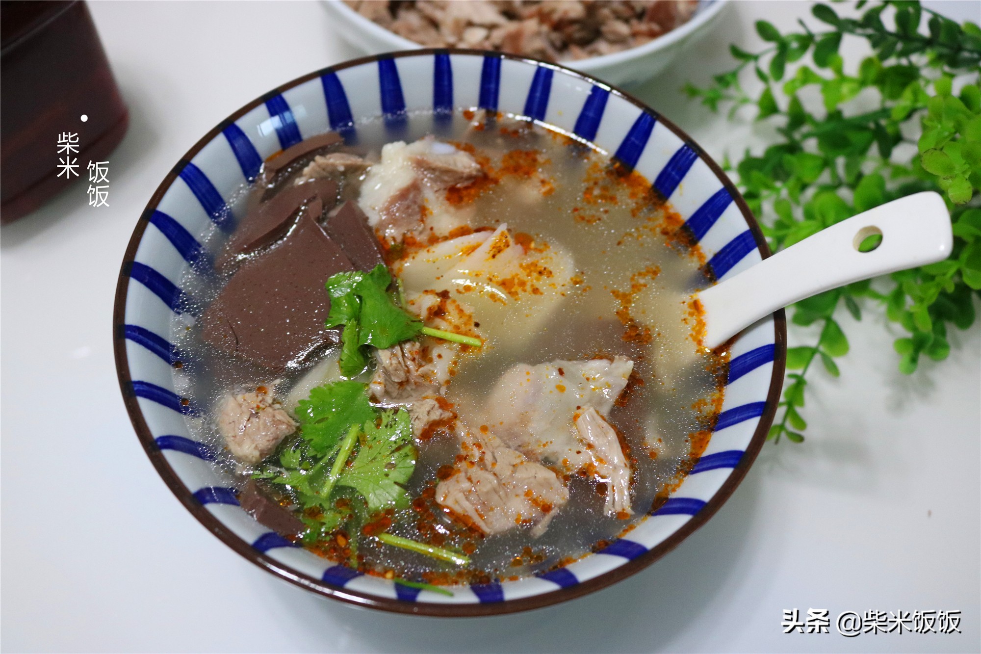 羊肉湯的做法,羊肉湯的做法 最正宗的做法視頻