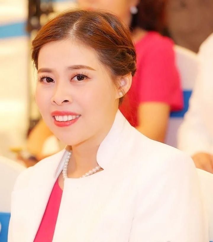 快意人的故事 | 14年坚定同行，她与快意电梯一起“乘风破浪”