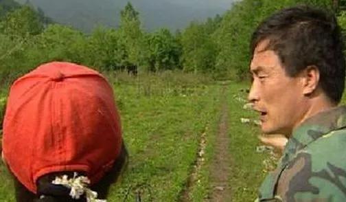 轰动一时的凤凰山UFO悬案，一农民遭遇离奇经历，真相究竟是什么