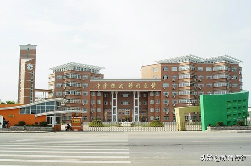 河南名震一方的6所高中，学霸云集，郑外73人考入清华、北大