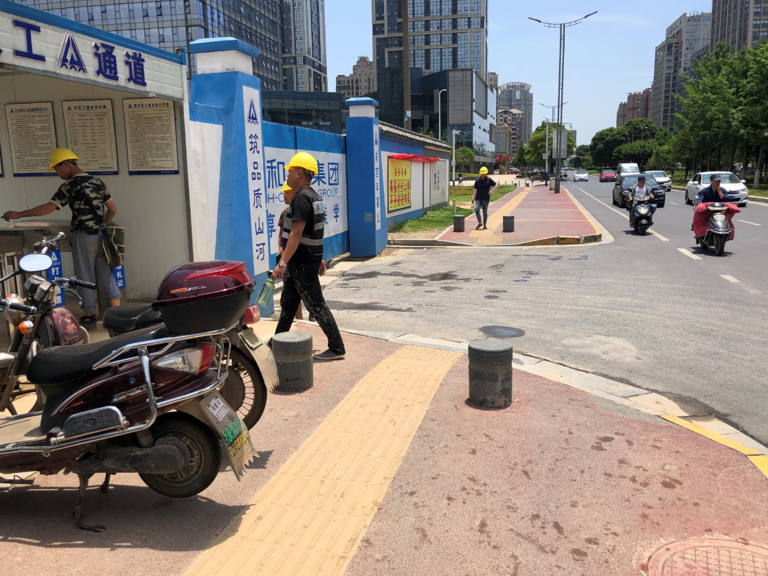 南昌实习女律师街头遇害：去年刚过司法考试，同学评价“温柔”、“努力上进”，凶手行凶动机仍不明