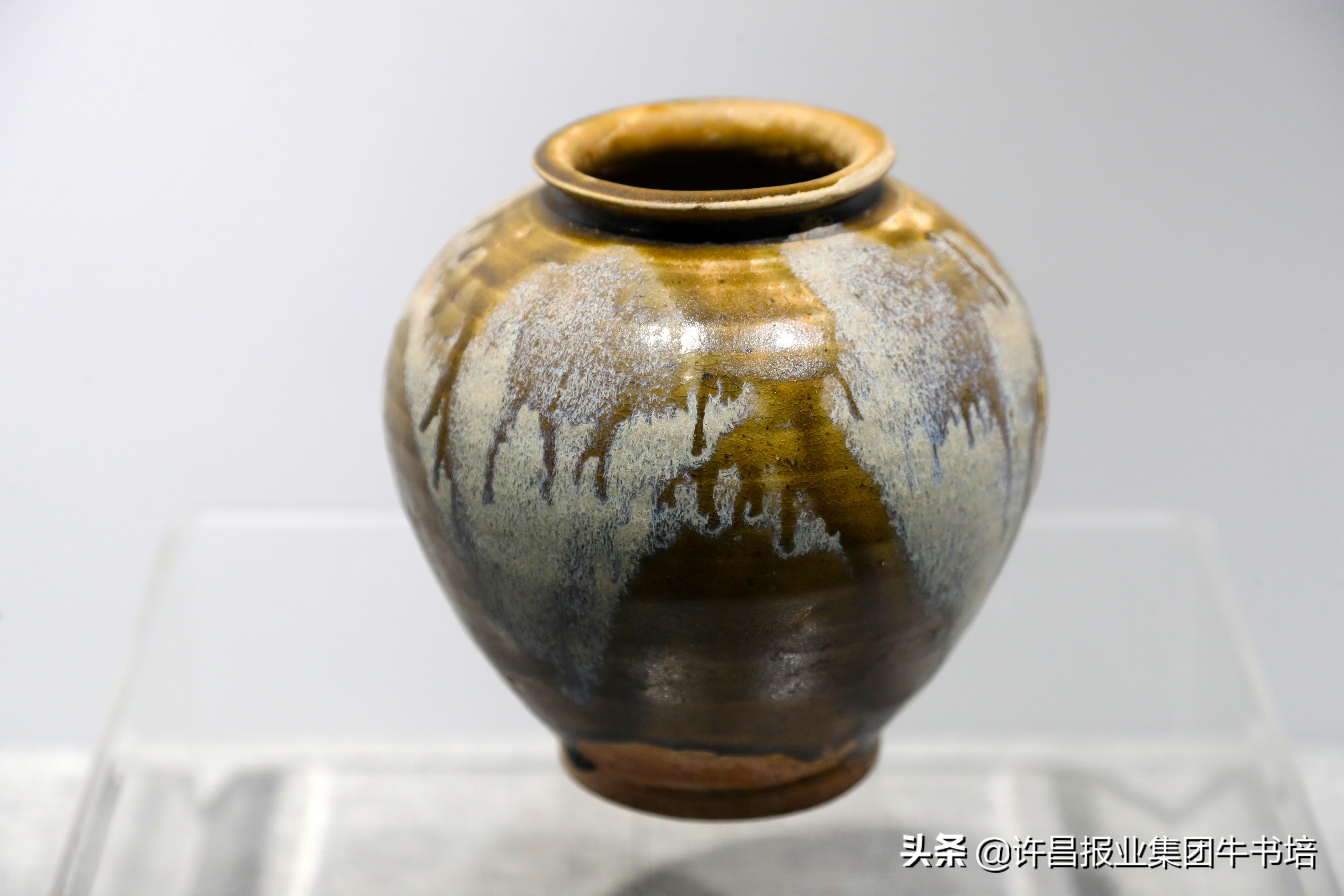 “中国钧瓷之都”河南禹州钧天美术馆开展历代钧瓷精品展