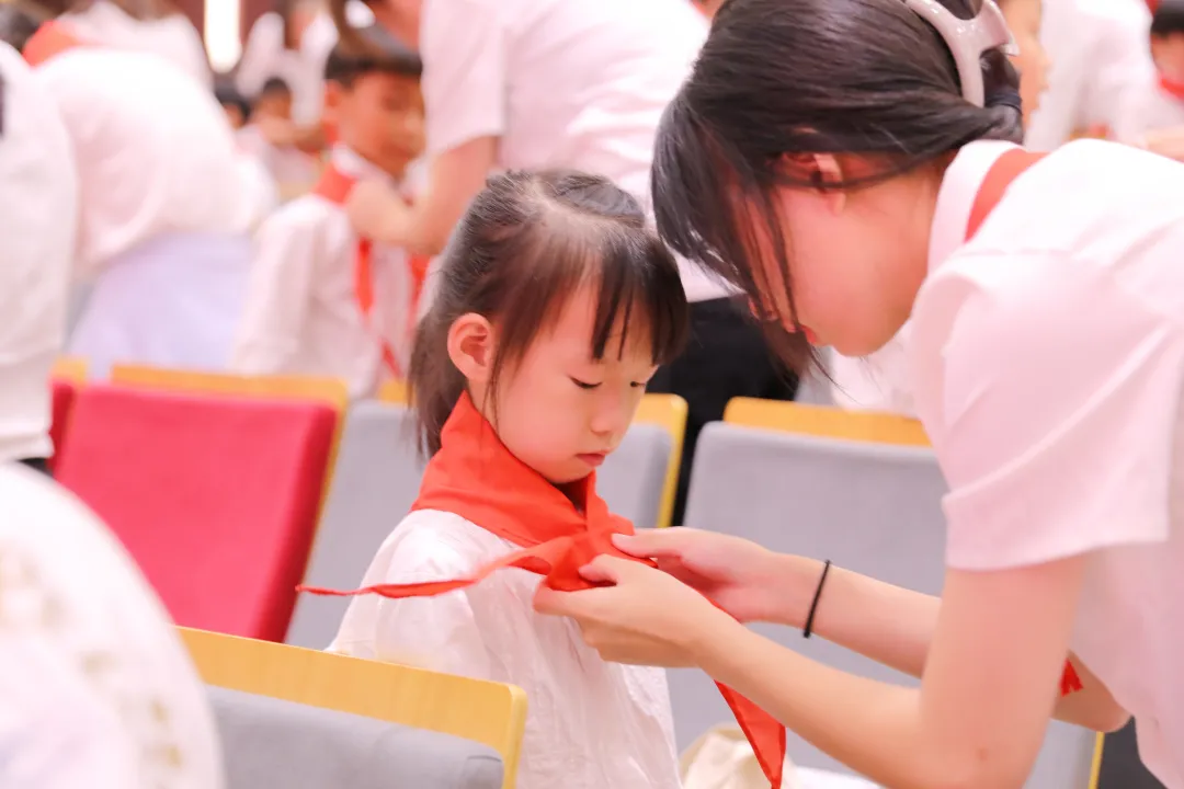 童心向党 礼赞百年｜六一，我们入队啦