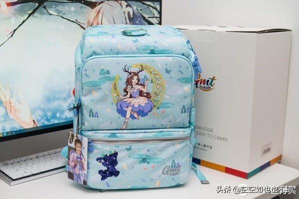 容易忽略的书包送给表妹的六一礼物，GMT“挪威小方包”上手体验