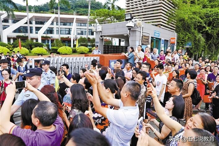 贵州省高考分数线预测：理科本科线下降，女考生或迎来好消息