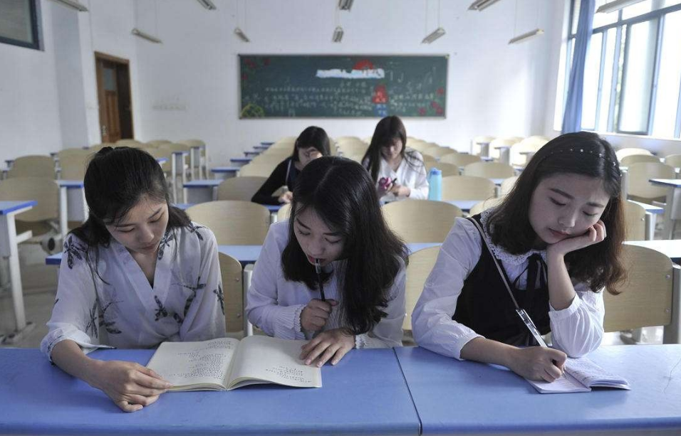 大专是大学吗？网友一句无知的评论，直接引起了专科生的愤怒