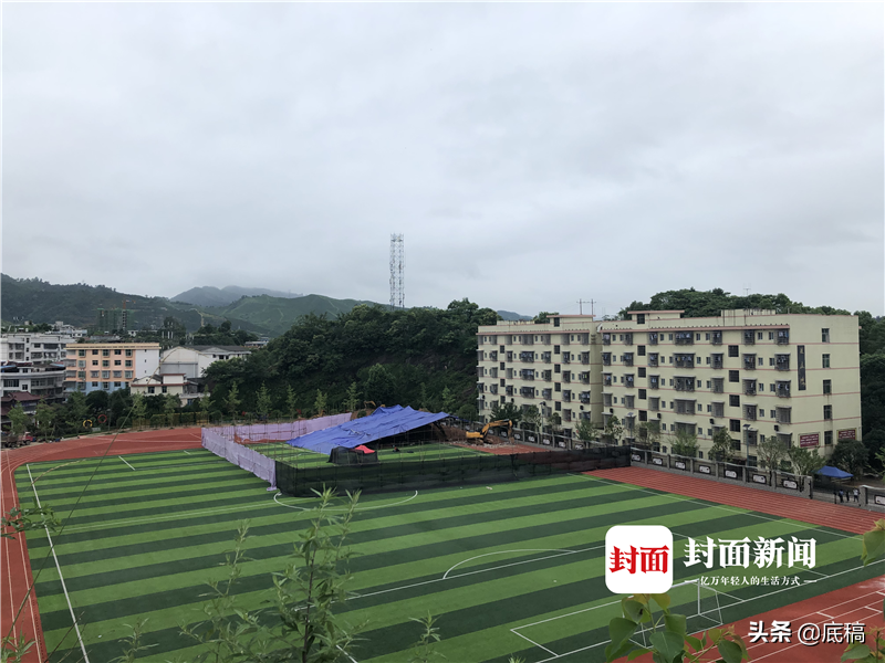 探访新晃县事发现场，16年前“失踪”的邓世平从未离开学校