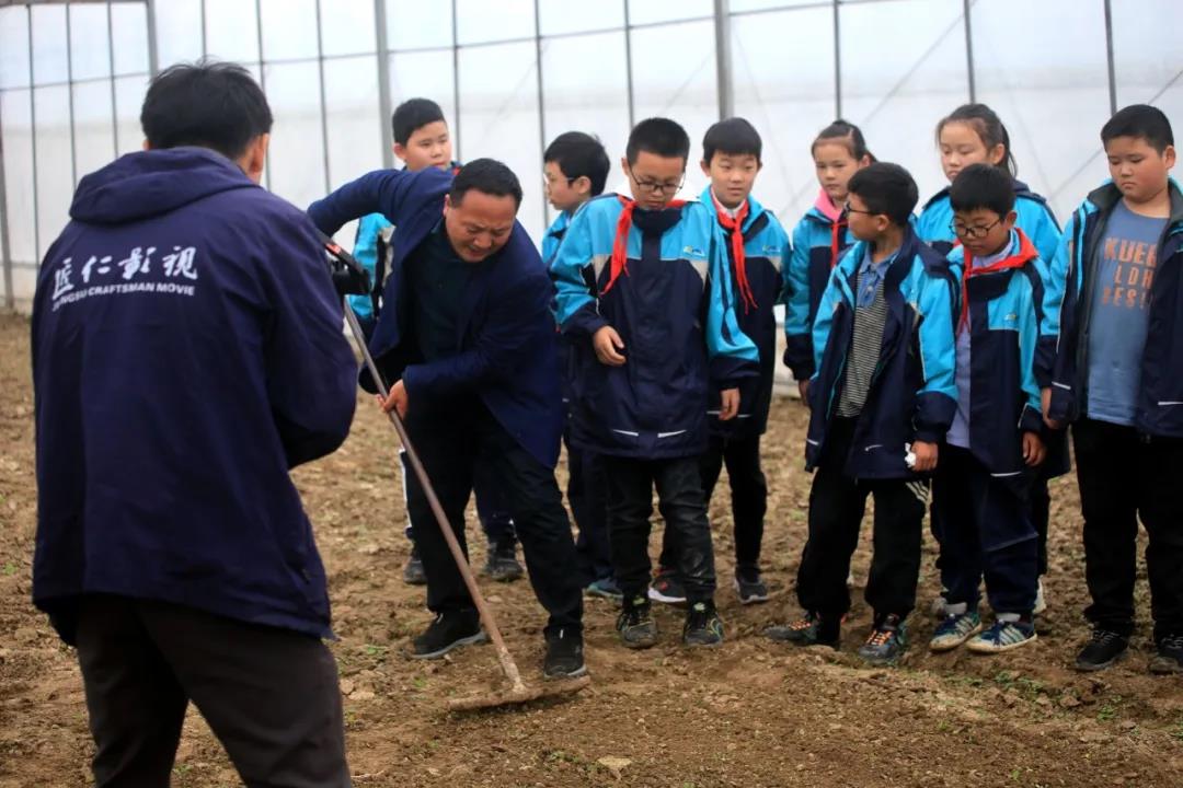 泗阳县实验小学新学期劳动课纪实(图3)