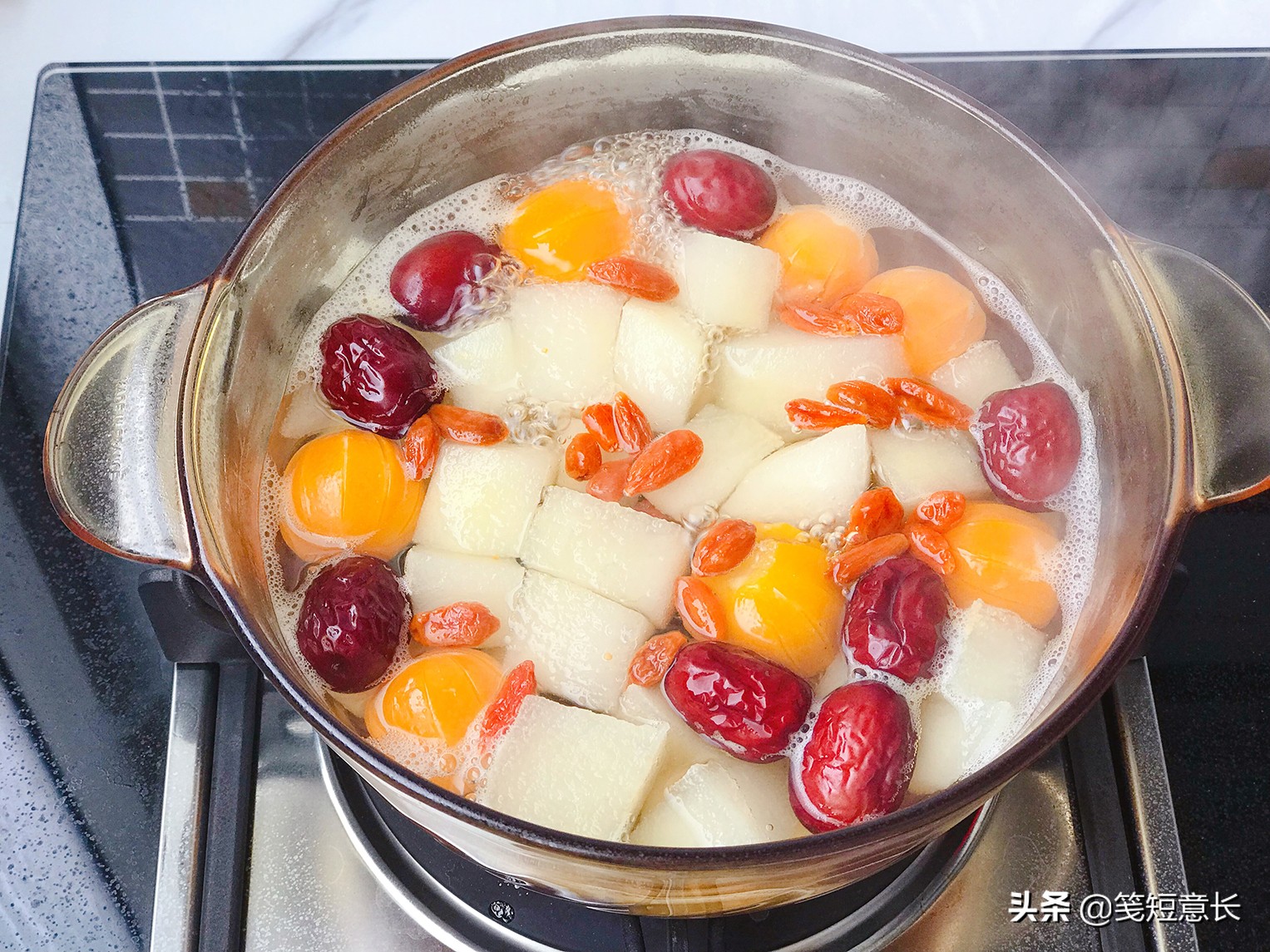 惊蛰到了，春天风干物燥嗓子痛，少吃油腻多吃梨，汁水清甜清内火