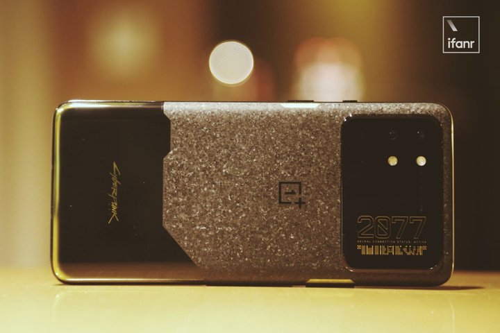 谁是今年最「抗摔」的手机？iPhone 12？