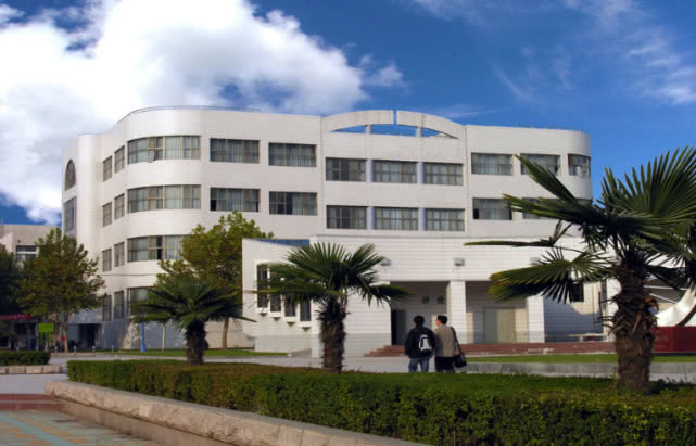 过了一本线，但分数不高？可以考虑这4所大学，就业都很不错