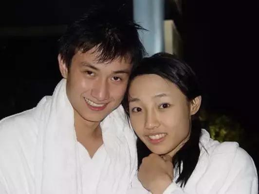 被小看的“前京圈太子妃”白百何，背后5个男人1个女人都不简单