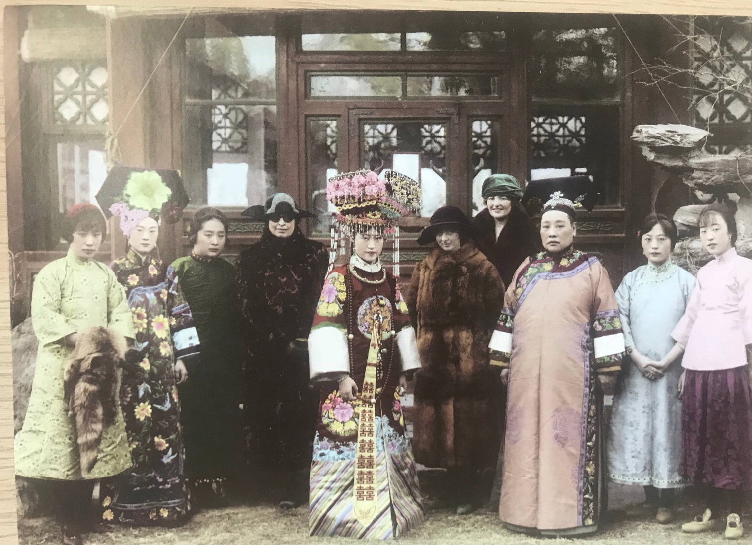 她是民国“顶级渣女”，嫁贵族，养情人，民国四公子睡了俩