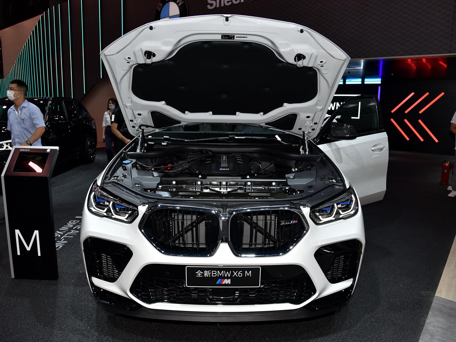爆发力极强，4.4T大V8，M加持，GLE53瑟瑟发抖，实拍宝马X6 M