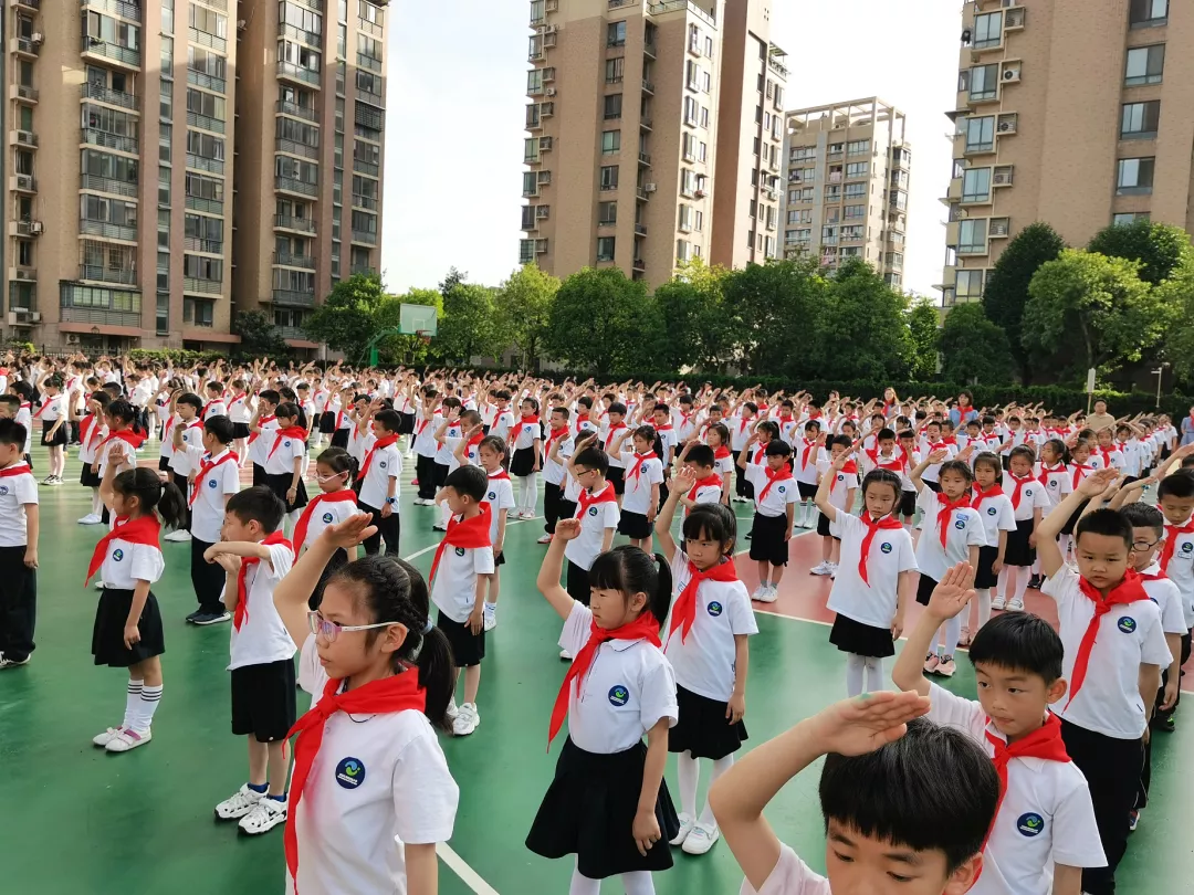 童心向党 礼赞百年｜六一，我们入队啦