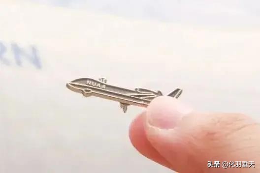 2021“神仙打架”——北大、清华等高校绝美录取通知书欣赏