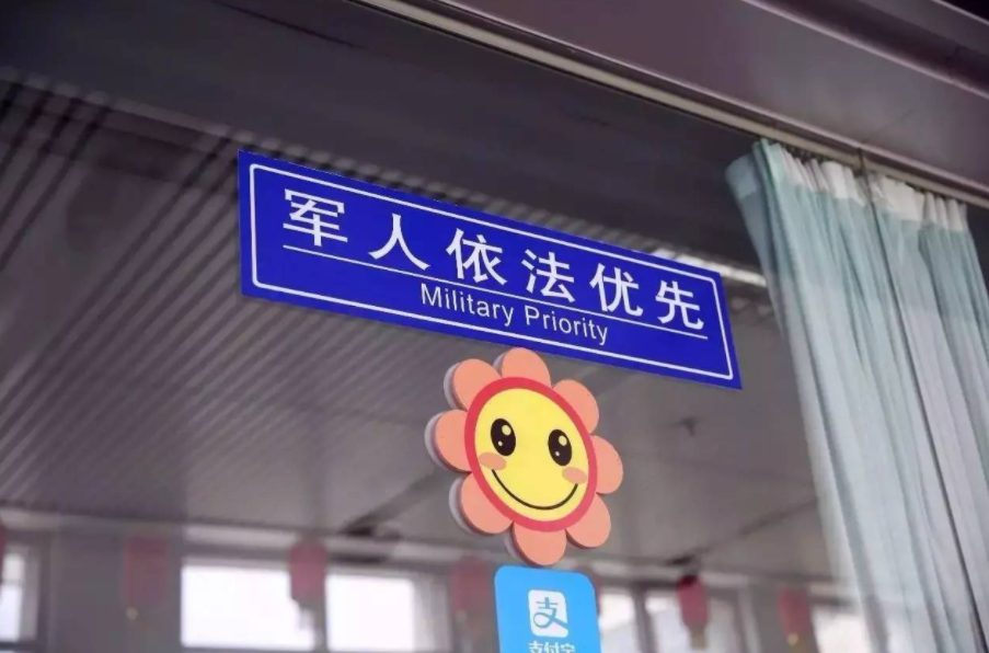 第二次征兵即将开始，大学生当兵好处更多，但要选对时机