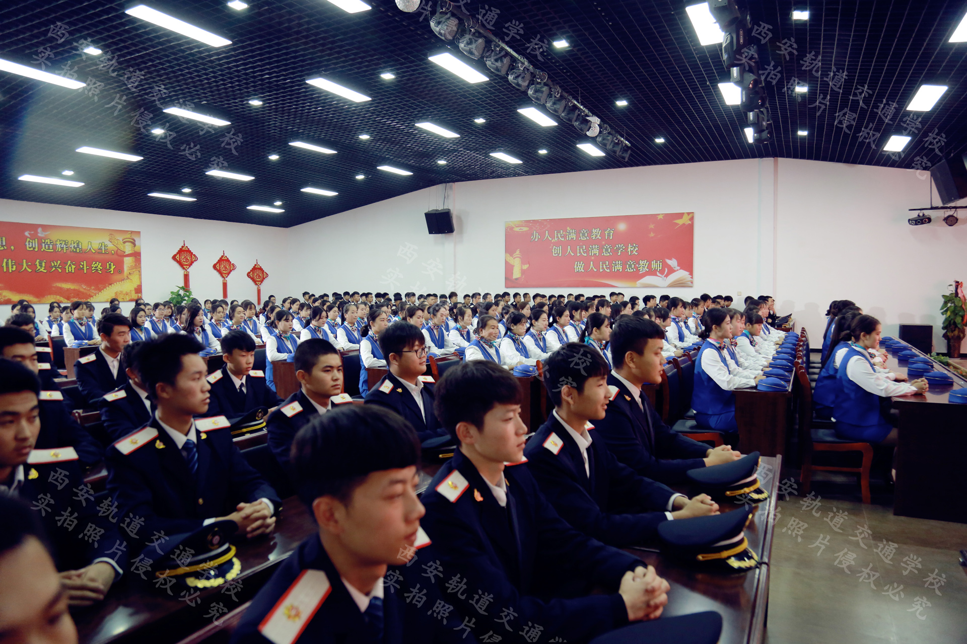 高铁技术学校未来就业有压力吗？