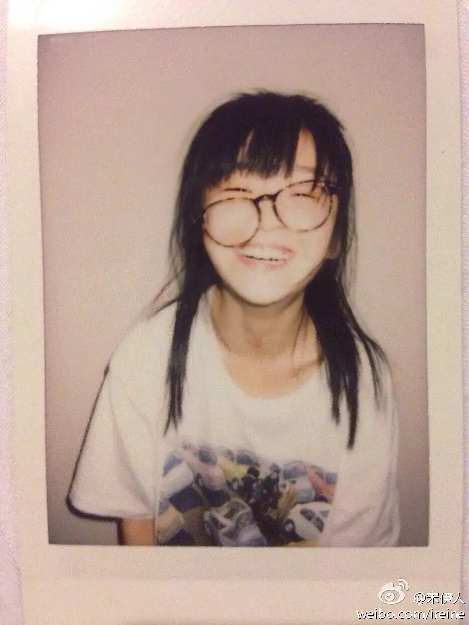 进娱乐圈的10位网红,有人演8部女主不火,有人身份横跨演员歌手