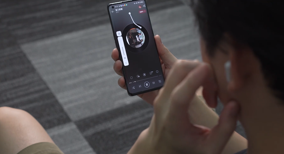 六大旗舰TWS降噪耳机横评：OPPO居然逆袭索尼、BOSE？