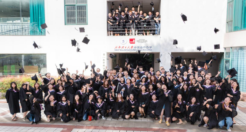 国务院批准！外国部长级、省长级官员密集到访四川这所高校！