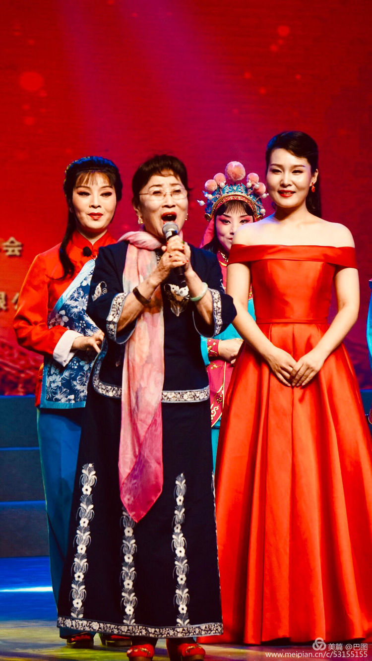 10月7日重阳节，十几首诗词100幅照片，致敬天下老年人